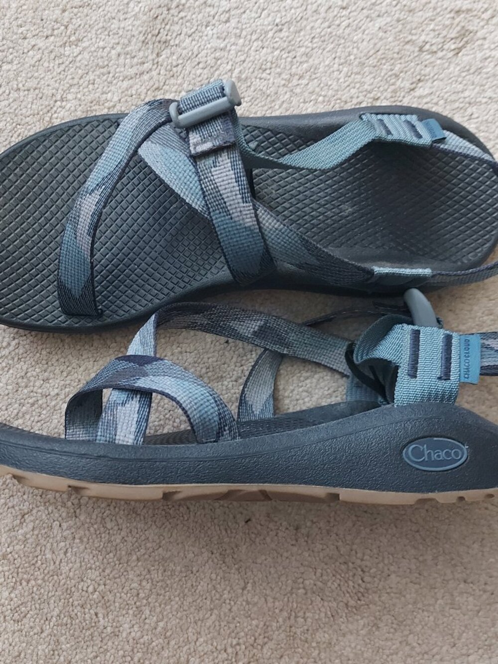 Chaco Z/Cloud Sandals Womens Size 10 Teal Camo Adjustable Hiking Water Sport